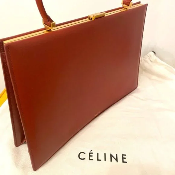 Céline Medium Clasp bag (new with tags) - Picture 7 of 15